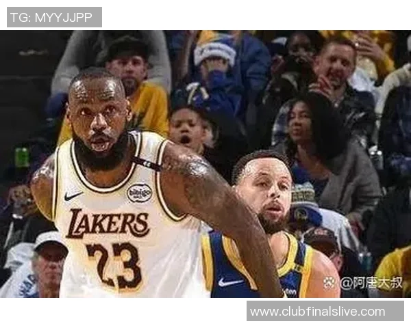 2018年圣诞大战勇士与骑士的激烈对决回顾与精彩瞬间分析 2018年圣诞大战勇士与骑士的激烈对决回顾与精彩瞬间分析