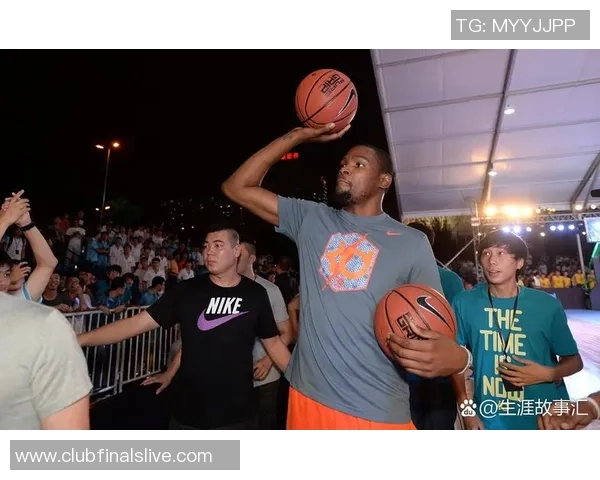 凯文杜兰特如何在NBA赛场上重塑自己的传奇生涯与篮球风格 凯文杜兰特如何在NBA赛场上重塑自己的传奇生涯与篮球风格