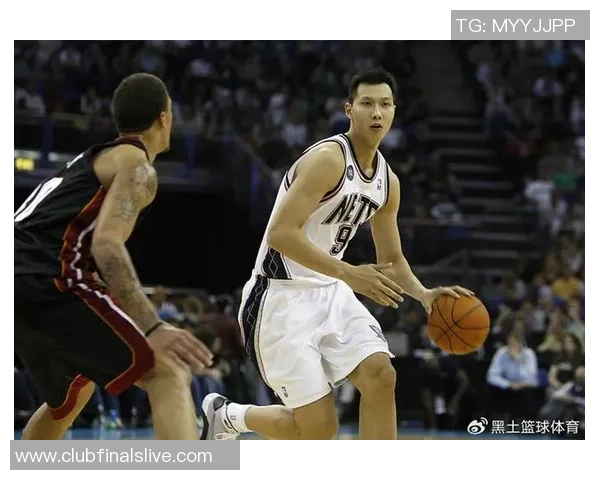 易建联重返赛场展现不凡实力球迷期待他的精彩表现与未来发展